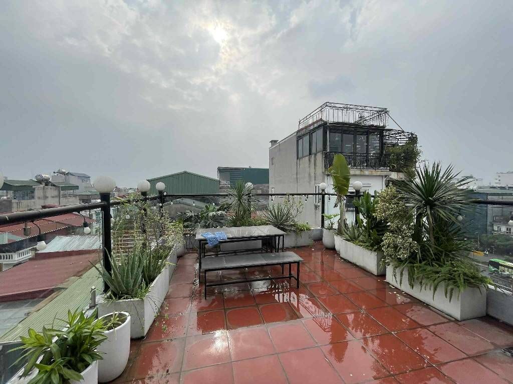 Bán nhà Thái Hà_ngõ ô tô kd_vỉa hè_vuông vắn_42m2_giá chào 22.2 tỷ