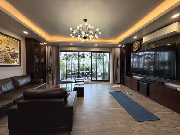 Bán nhà Thái Hà_7 tầng thang máy_mặt ngõ kd sát phố_vỉa hè ô tô tránh_105m2_giá chào 62 tỷ