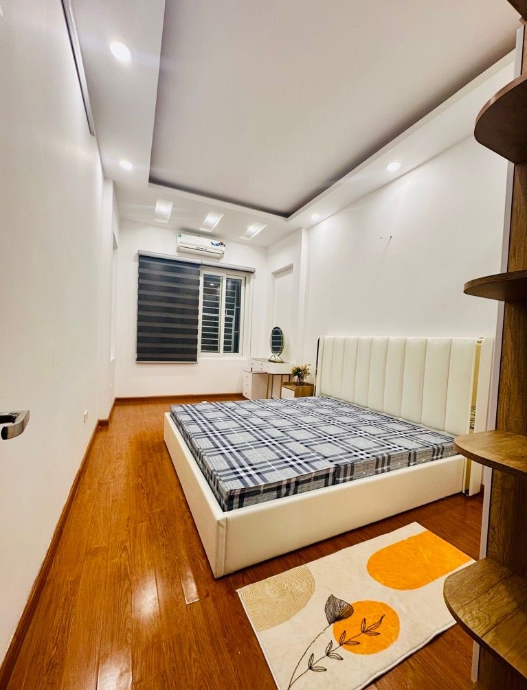 Bán nhà Thái Hà_phân lô vỉa hè ô tô tránh_vuông vắn ở ngay_35m2_giá chào 15,3 tỷ