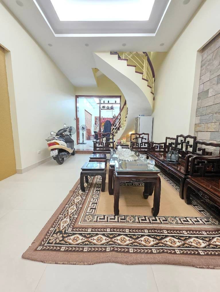 Bán nhà Nguyễn Phúc Lai_ô tô ngủ nhà_sát vành đai rộng thênh thang_65m2_giá chào 36 tỷ