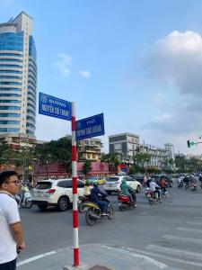 MẶT PHỐ LỚN - HIẾM - CHẤT - MẶT TIỀN 9,5m - 78m2 - 33,6 Tỷ