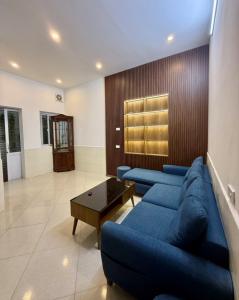 BÁN NHÀ “TÚP LỀU TRANH” PHỐ HUỲNH THÚC KHÁNG - ĐỐNG ĐA - THOÁNG SÁNG - GẦN HỒ - GẦN Ô TÔ - Ở CỰC SƯỚNG - 35m2 - 7 TỶ