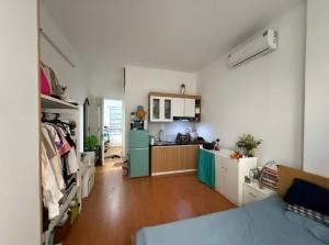 Bán nhà Nguyễn Chí Thanh_ô tô đỗ cửa_giữ tiền tốt_vuông vắn_gd ngay_50m2_giá chào 20 tỷ