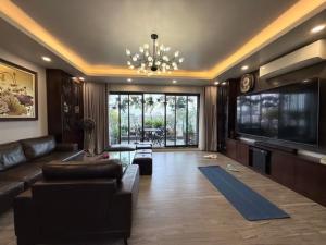 Bán nhà Thái Hà_7 tầng thang máy_mặt ngõ kd sát phố_vỉa hè ô tô tránh_105m2_giá chào 62 tỷ