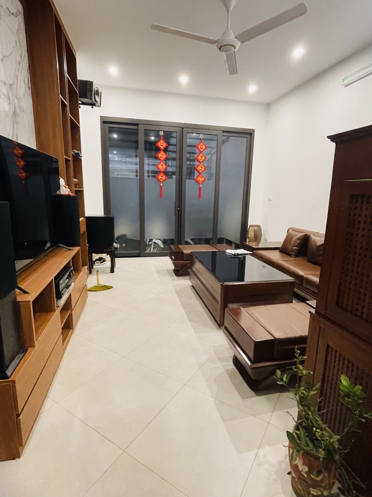 NHÀ ĐẸP -4 NGỦ- 3 VỆ SINH -GẦN OTO TRUNG TÂM QUẬN ĐỐNG ĐA