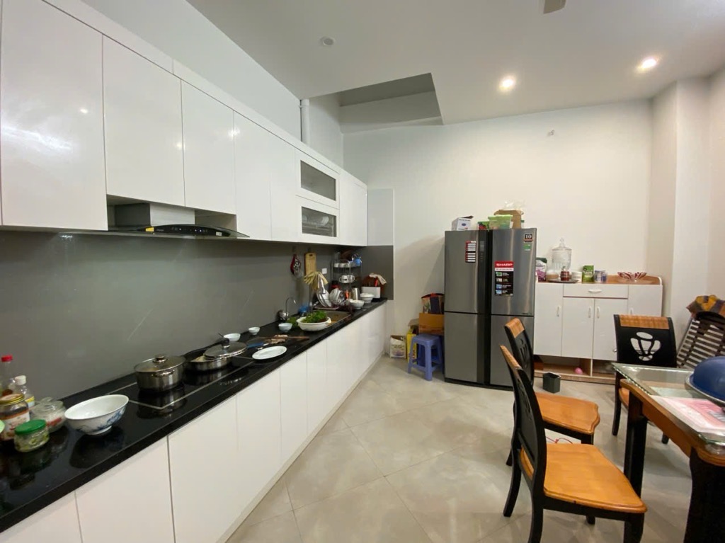 NHÀ ĐẸP -4 NGỦ- 3 VỆ SINH -GẦN OTO TRUNG TÂM QUẬN ĐỐNG ĐA