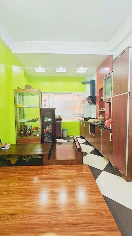 NHÀ 2 MẶT NGÕ - OTO ĐẬU CỬA-KINH DOANH TỐT
