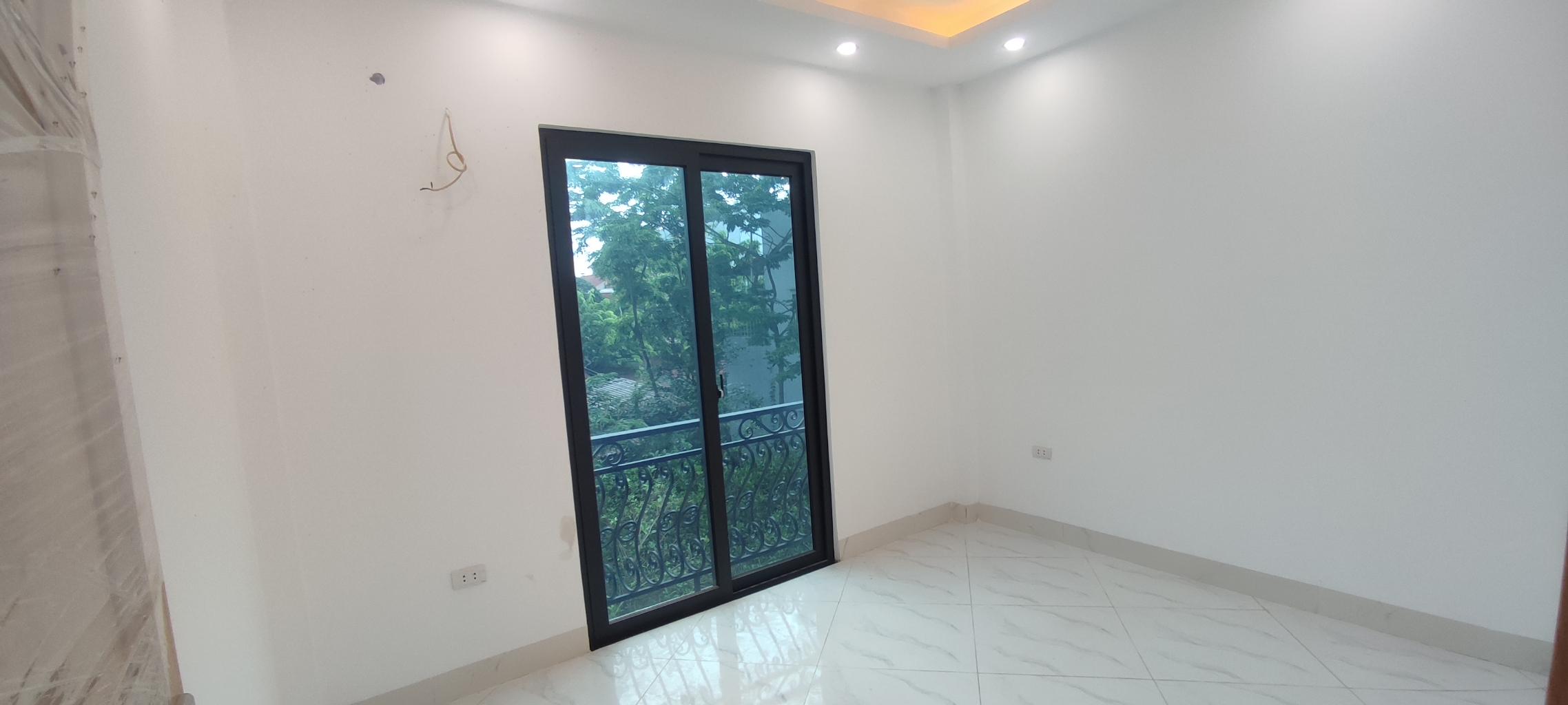 Bán nhà Ngõ Bồ Đa - Nhà Đẹp 4 Phòng Ngủ - Giá 3.45 Tỷ