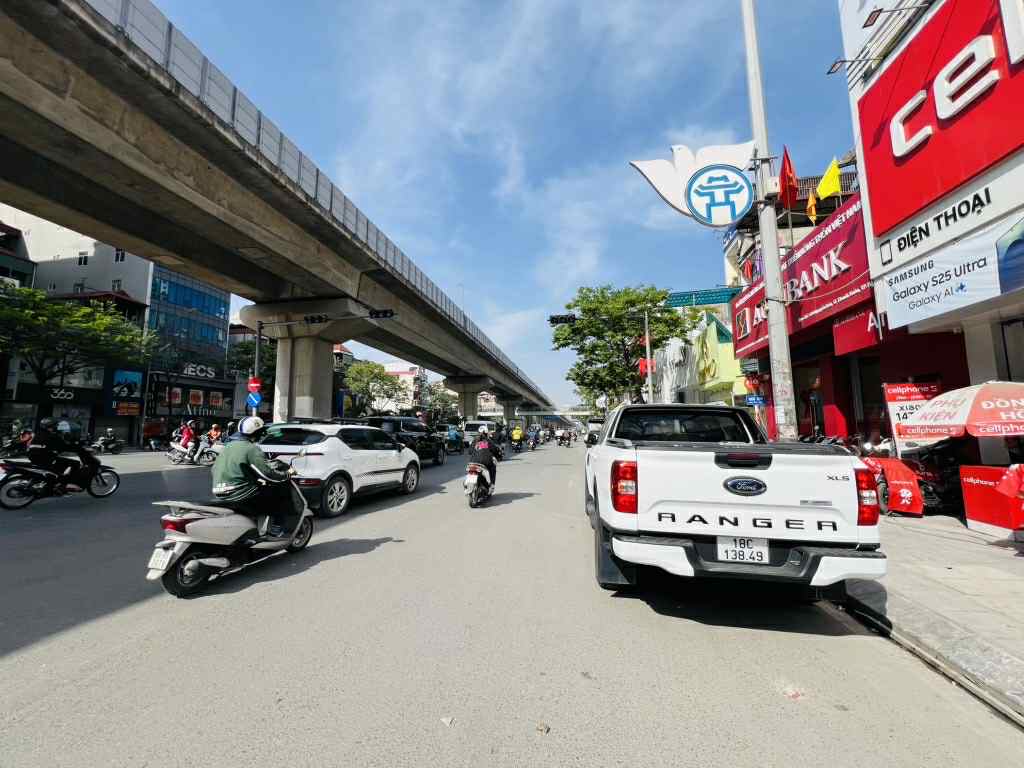 Gà đẻ trứng vàng quận Thanh Xuân - Hà Nội - Giá nhỉnh - sổ đỏ chính chủ 17 tỷ -