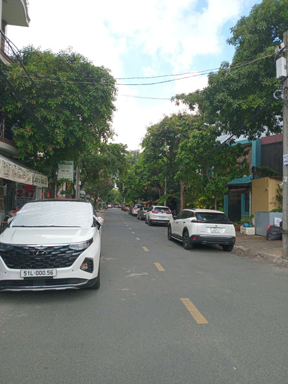 NHÀ ĐẸP HIỆP BÌNH CHÁNH - KHU VIP BÊN SÔNG 93M2 - GIÁ CHỈ 8.5 TỶ