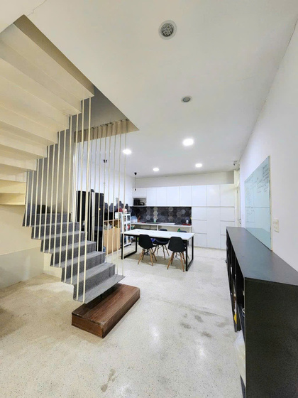 NHÀ VIP HIỆP BÌNH CHÁNH - 100M2 - BÊN SÔNG CỰC ĐẸP - GIÁ 8.5 TỶ