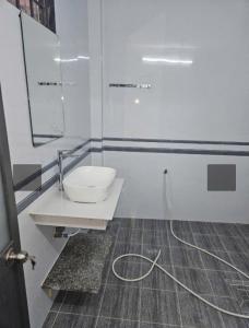 NHÀ KHA VẠN CÂN, TRƯỜNG THỌ, THỦ ĐỨC, 48M2, GIÁ BẤT NGỜ CHỈ HƠN 2 TỶ