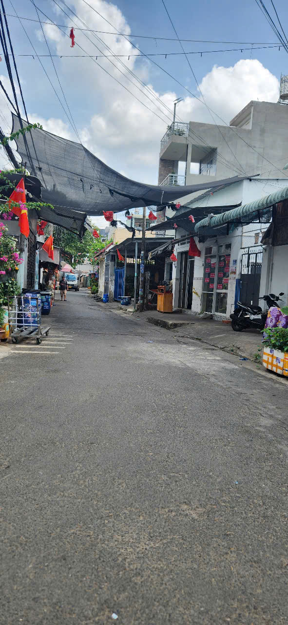 BÁN NHÀ HẺM XE HƠI QUỐC LỘ 1K PHƯỜNG LINH XUÂN 76M2 CHỈ 4.3TỶ