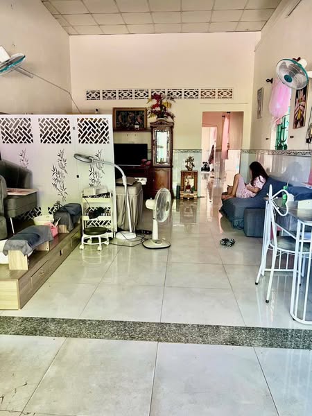 HIẾM - NHÀ NGAY TÔ NGỌC VÂN 2 TẦNG 3 PHÒNG NGỦ CHỈ 2.68 TỶ