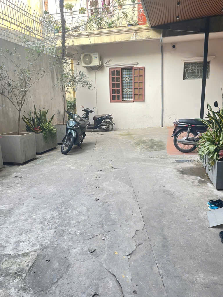 BÁN NHÀ QUÁN THÁNH-PHỐ VIP BA ĐÌNH