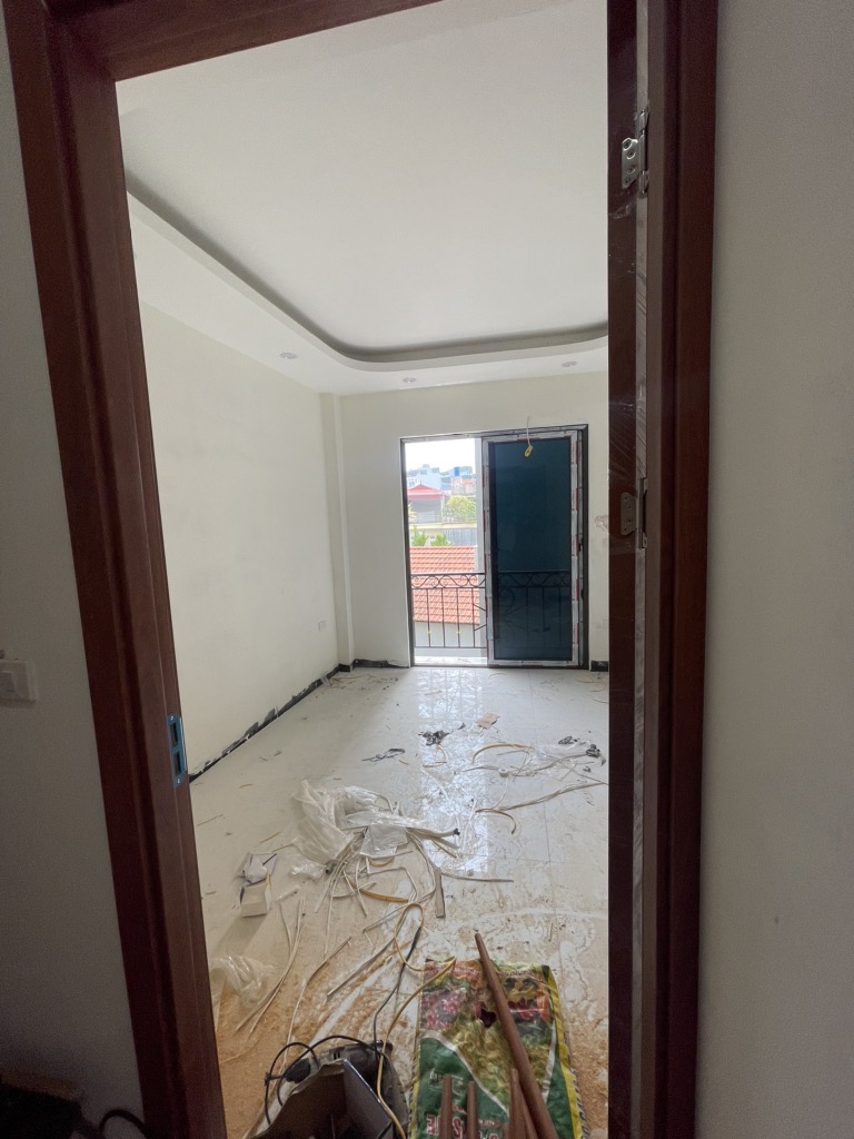 NHÀ MỚI - Ở NGAY - 6 NGỦ RỘNG RÃI - FULL CÔNG NĂNG SỬ DỤNG