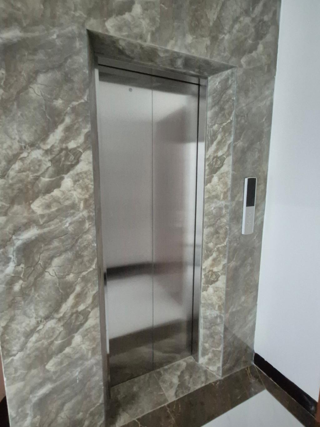 MẶT PHỐ - XÂY MỚI – 6 TẦNG – THANG MÁY