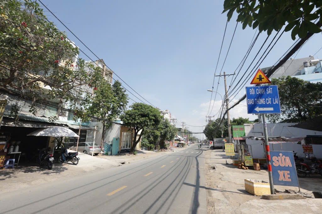Bán nhà đẹp ở Thủ Đức - khu biệt thự  - ô tô ngủ trong nhà
