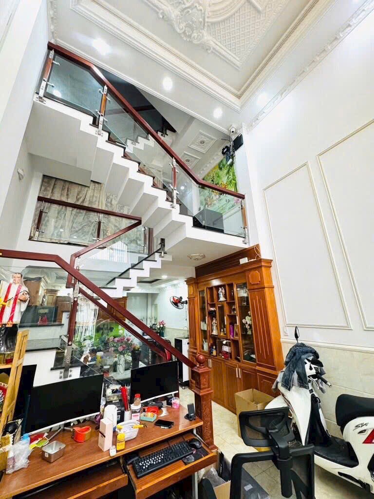 Nhà Bán Bình Hưng hoà B 3Tầng 6,3 tỷ