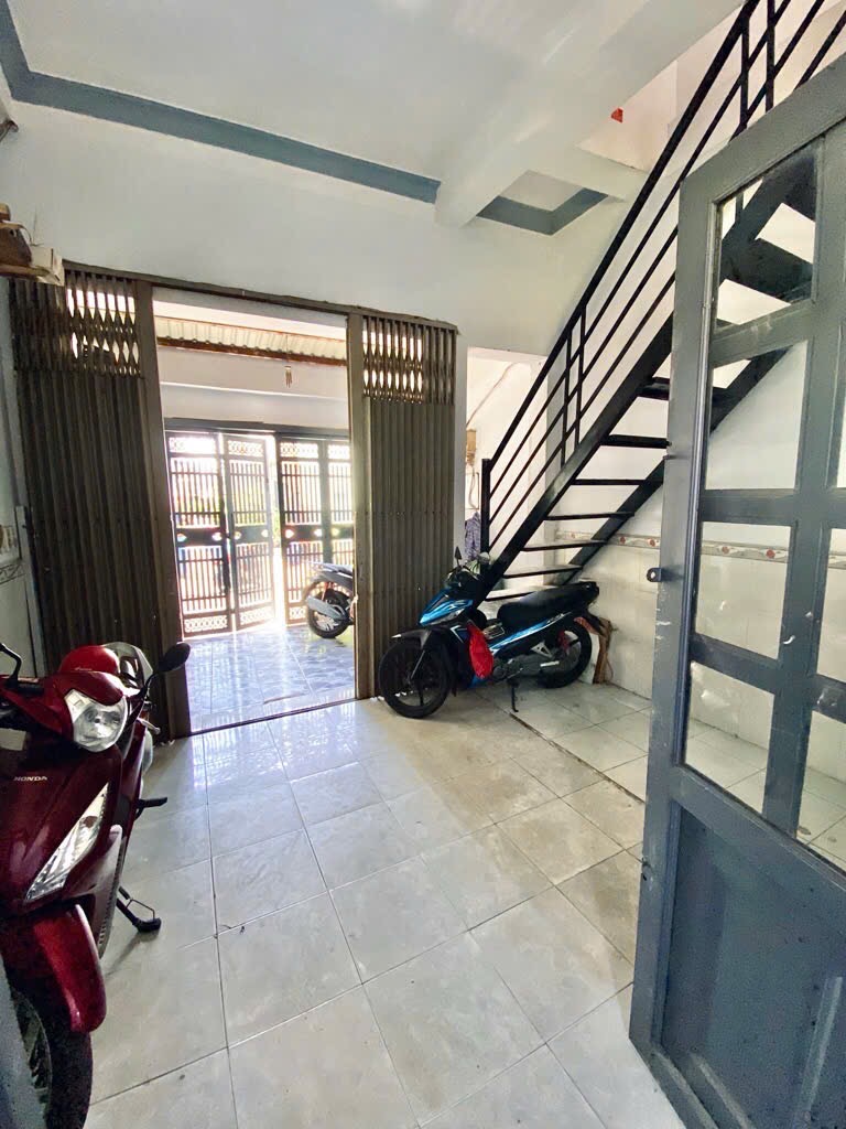 Nhà Bán