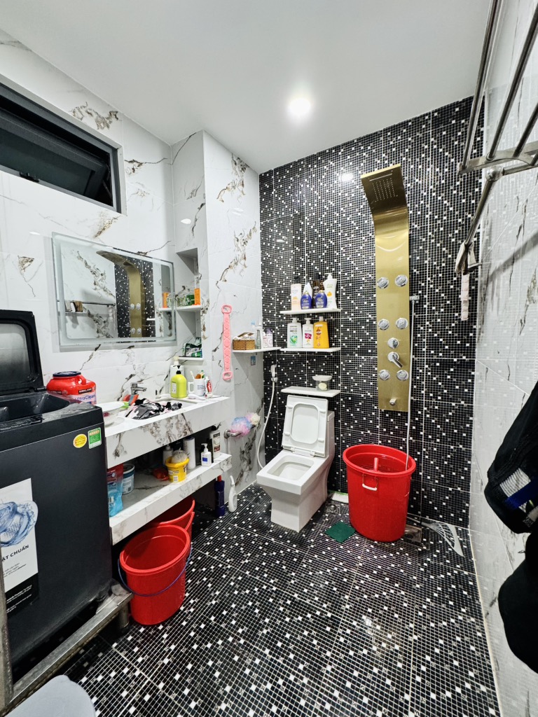 Nhà Phố, Mặt Tiền, Hẻm Xe Hơi, Nhà Cấp 4 Chính Chủ Bán Gấp Đường Nguyễn Tri Phương, Sổ Hồng Riêng!