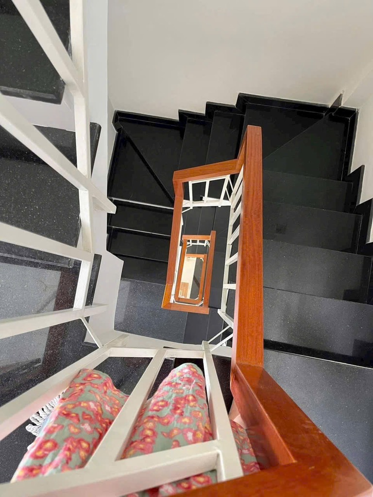 Bán nhà quận 10 nguyễn Ngọc  Lộc dưới 5 tỷ
