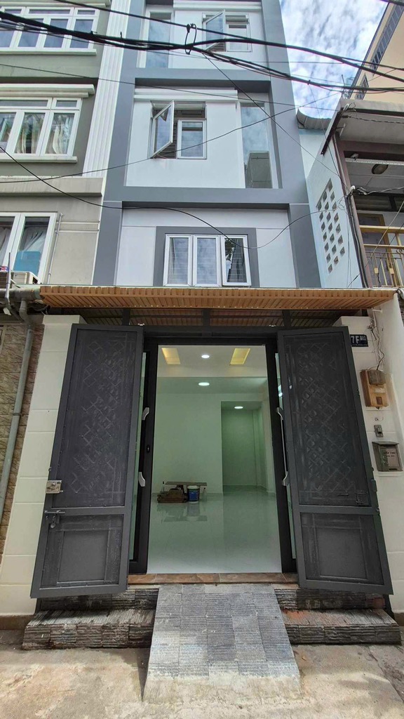 KẸT TIỀN BÁN GẤP NHÀ HẺM CMT8 QUẬN 10 44M GIÁ CHỈ 4.35 TỶ HẺM THÔNG XÂY 3 LẦU