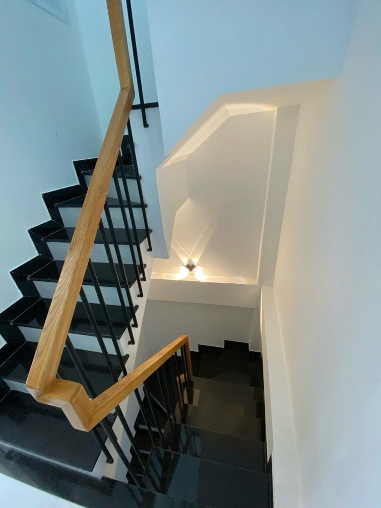 Bán gấp nhà 3 tầng mới, hẻm xe tải Lý Thường Kiệt, Tân Bình chỉ 3 tỷ sổ hồng riêng
