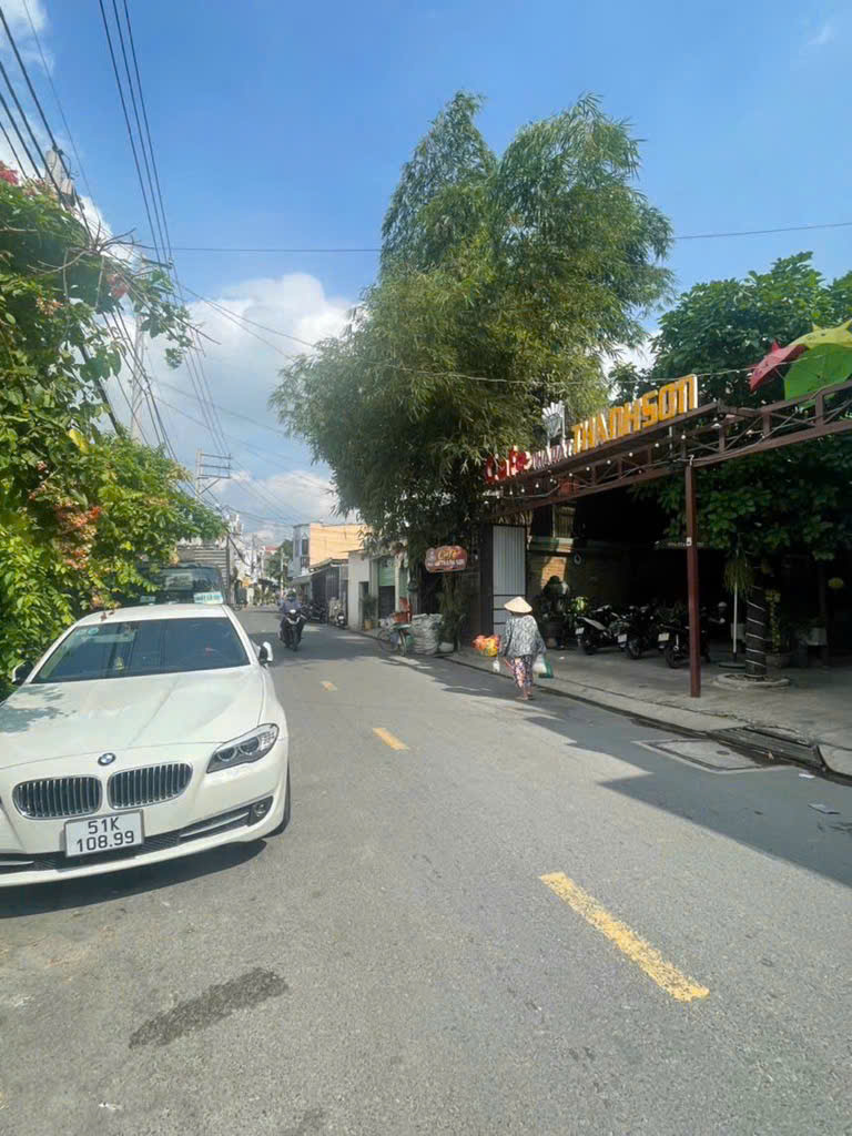 Chủ cần bán nhanh , đường thông thoáng