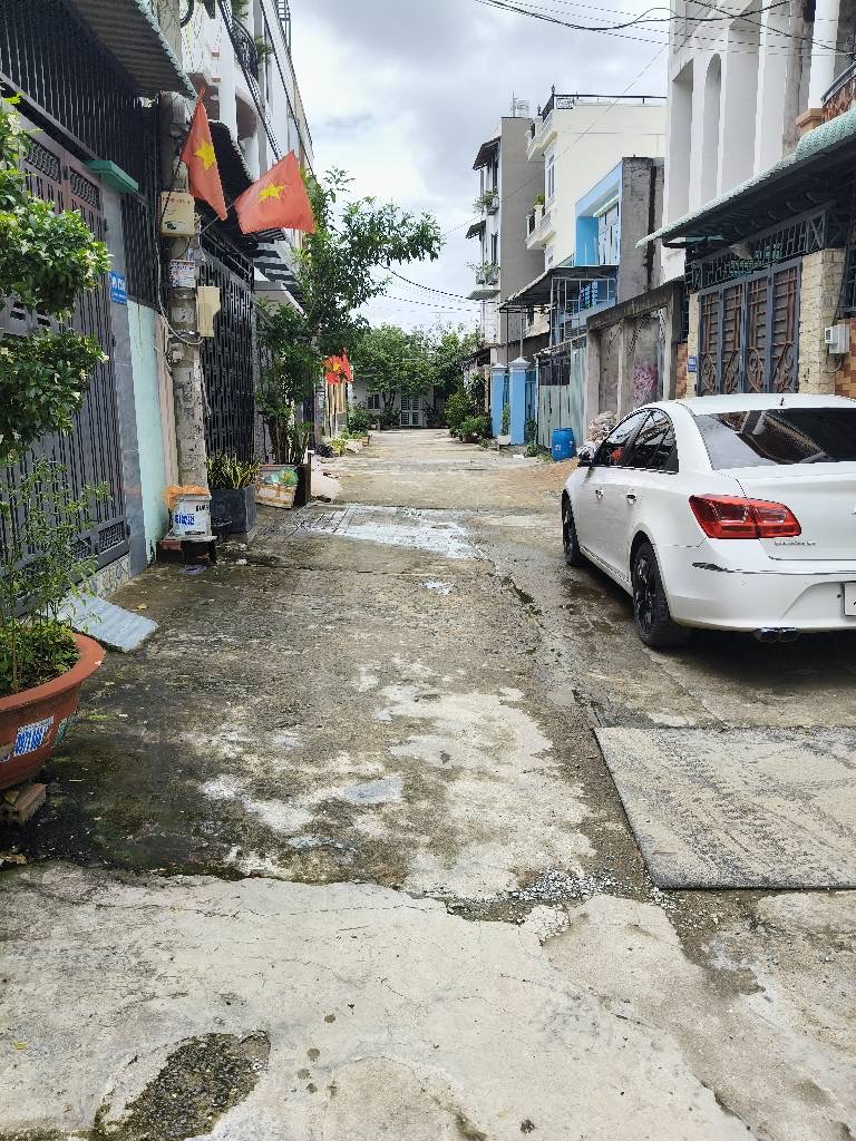 BÁN NHÀ HẺM XE HƠI 6m THÔNG , PHÂN LÔ BÀN CỜ NGANG HƠN  5 BỀ THẾ