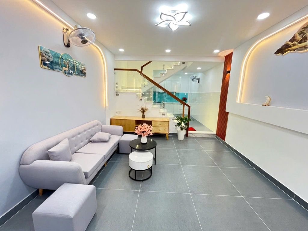 HẺM 5m xe hơi TRẦN THỊ NĂM nhà mới 50m2 - 2 tầng giá chỉ 5.750 tỷ