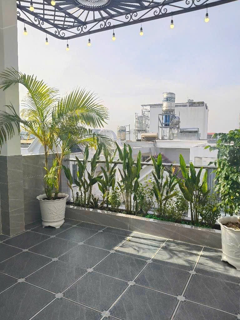 HẺM xe tải 8M KHU PHÂN LÔ -NHÀ ĐẸP LUNG LINH FULL NỘI THẤT -CHỈ 7.4T