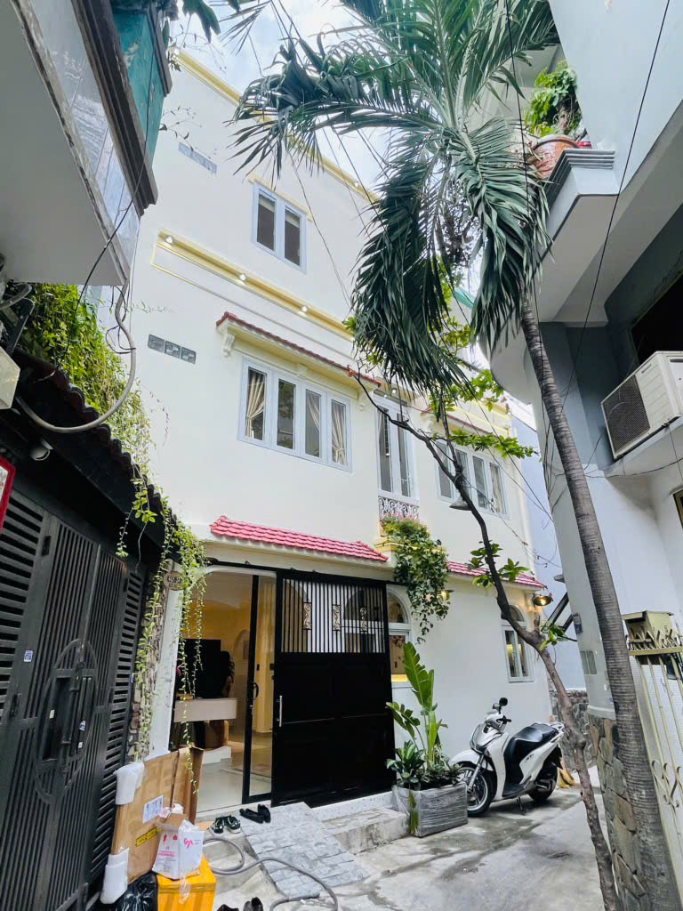KHU VIP LÊ VĂN SỸ P11, PHÚ NHUẬN - HẺM 1 XẸT -  TẶNG NỘI THẤT CAO CẤP