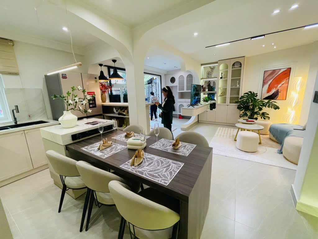 KHU VIP LÊ VĂN SỸ P11, PHÚ NHUẬN - HẺM 1 XẸT -  TẶNG NỘI THẤT CAO CẤP