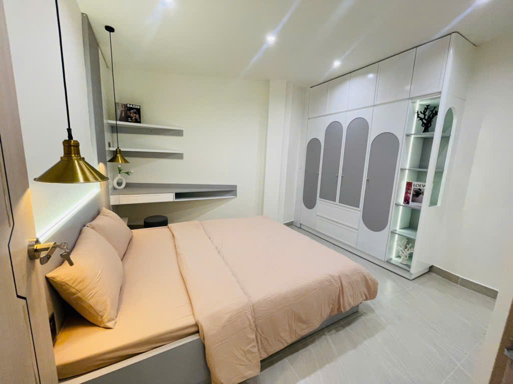 KHU VIP LÊ VĂN SỸ P11, PHÚ NHUẬN - HẺM 1 XẸT -  TẶNG NỘI THẤT CAO CẤP