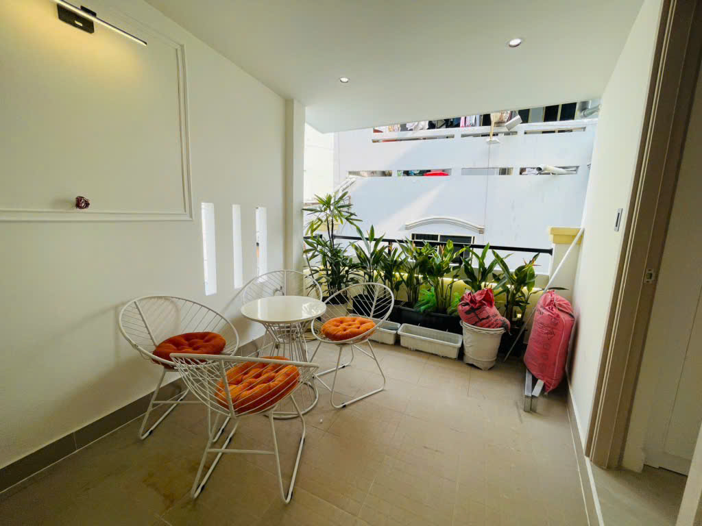 KHU VIP LÊ VĂN SỸ P11, PHÚ NHUẬN - HẺM 1 XẸT -  TẶNG NỘI THẤT CAO CẤP