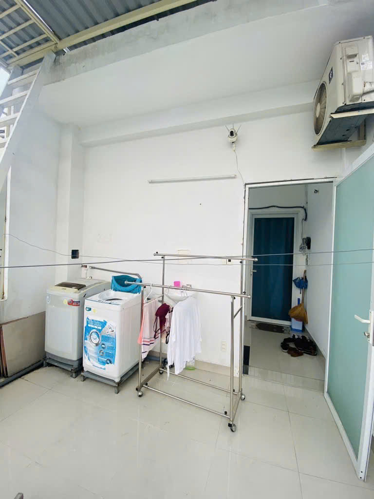 HẺM XE HƠI - 56M2 - CHO THUÊ 8PN 45TR/ THÁNG NGAY TRUNG TÂM Q10 ĐƯỜNG HÒA HẢO GIÁ CỰC TỐT