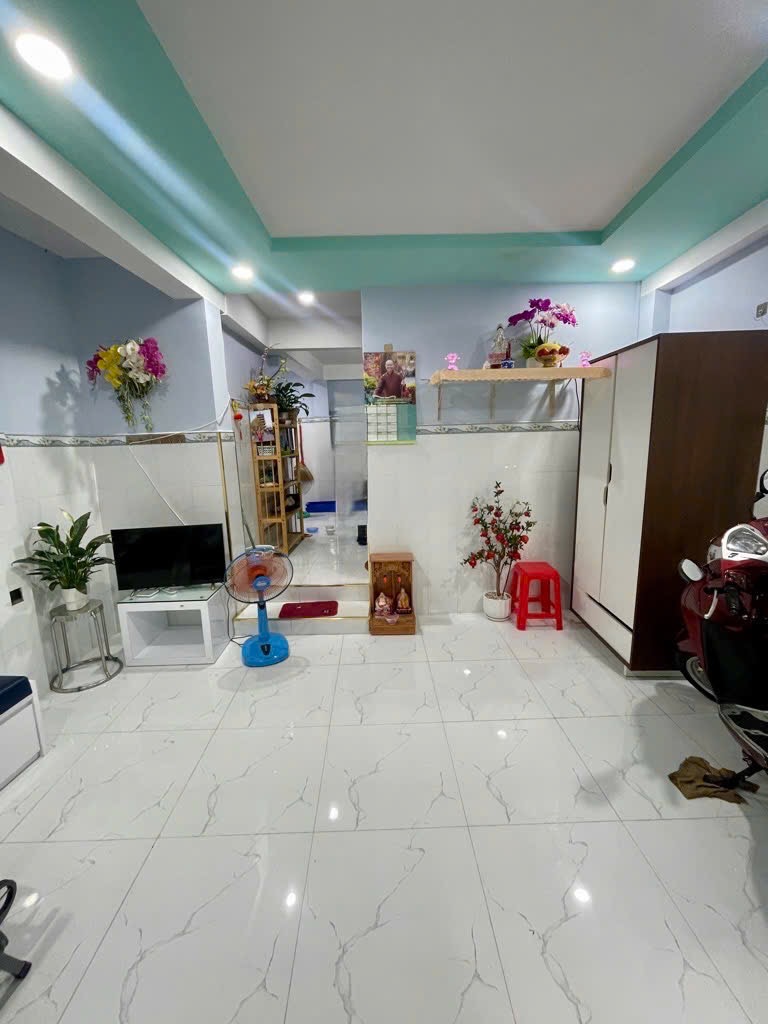 NHÀ TRUNG TÂM TÂN PHÚ Ở NGAY- 40M2 - CHỈ 3.8T TẠI TÂN SƠN NHÌ - TÂN PHÚ