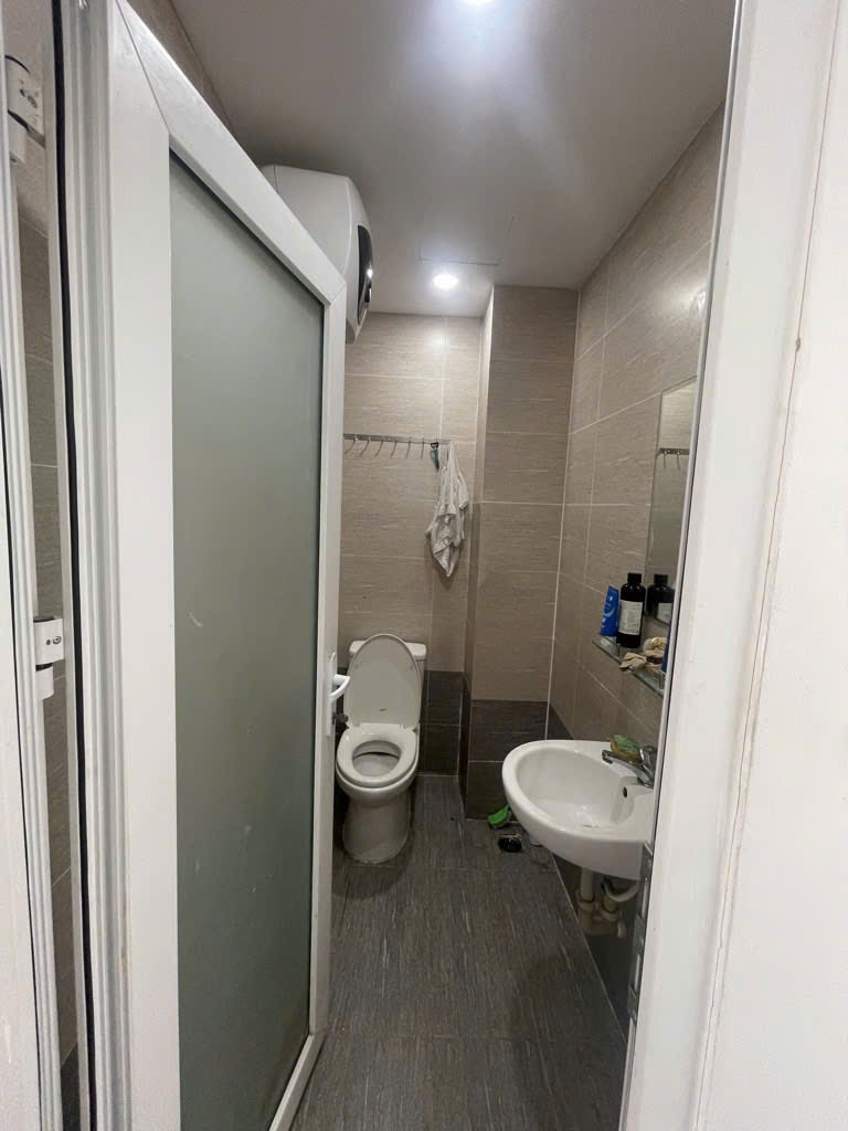 Bán nhà 4 tầng, hẻm xe hơi, đường Đỗ Xuân Hợp, phường Phước Long B, Quận 9, 34,56m2, nhỉnh 3 tỷ