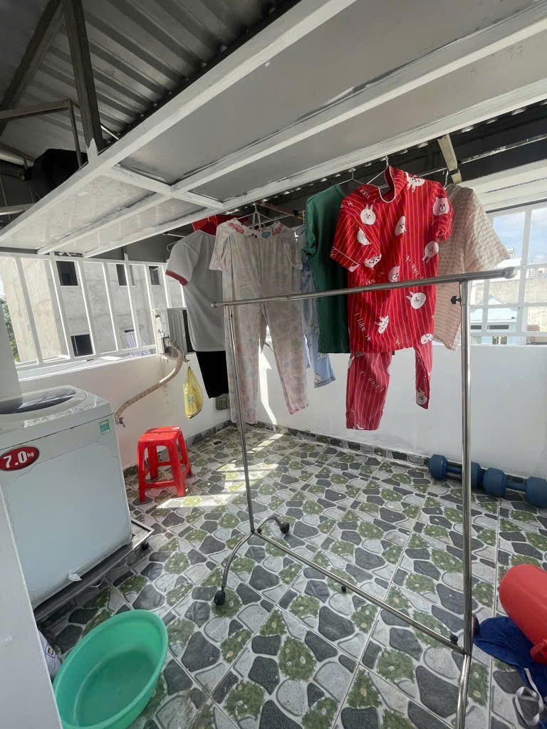 Bán nhà 4 tầng, hẻm xe hơi, đường Đỗ Xuân Hợp, phường Phước Long B, Quận 9, 34,56m2, nhỉnh 3 tỷ