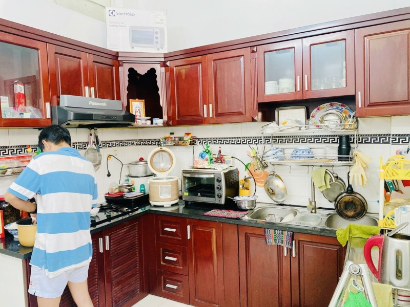 Bán nhà 1 trệt 1 lầu, hẻm xe hơi đường Đỗ Xuân Hợp, phường Phước Bình, Quận 9, dt 36m2, nhỉnh 3 tỷ
