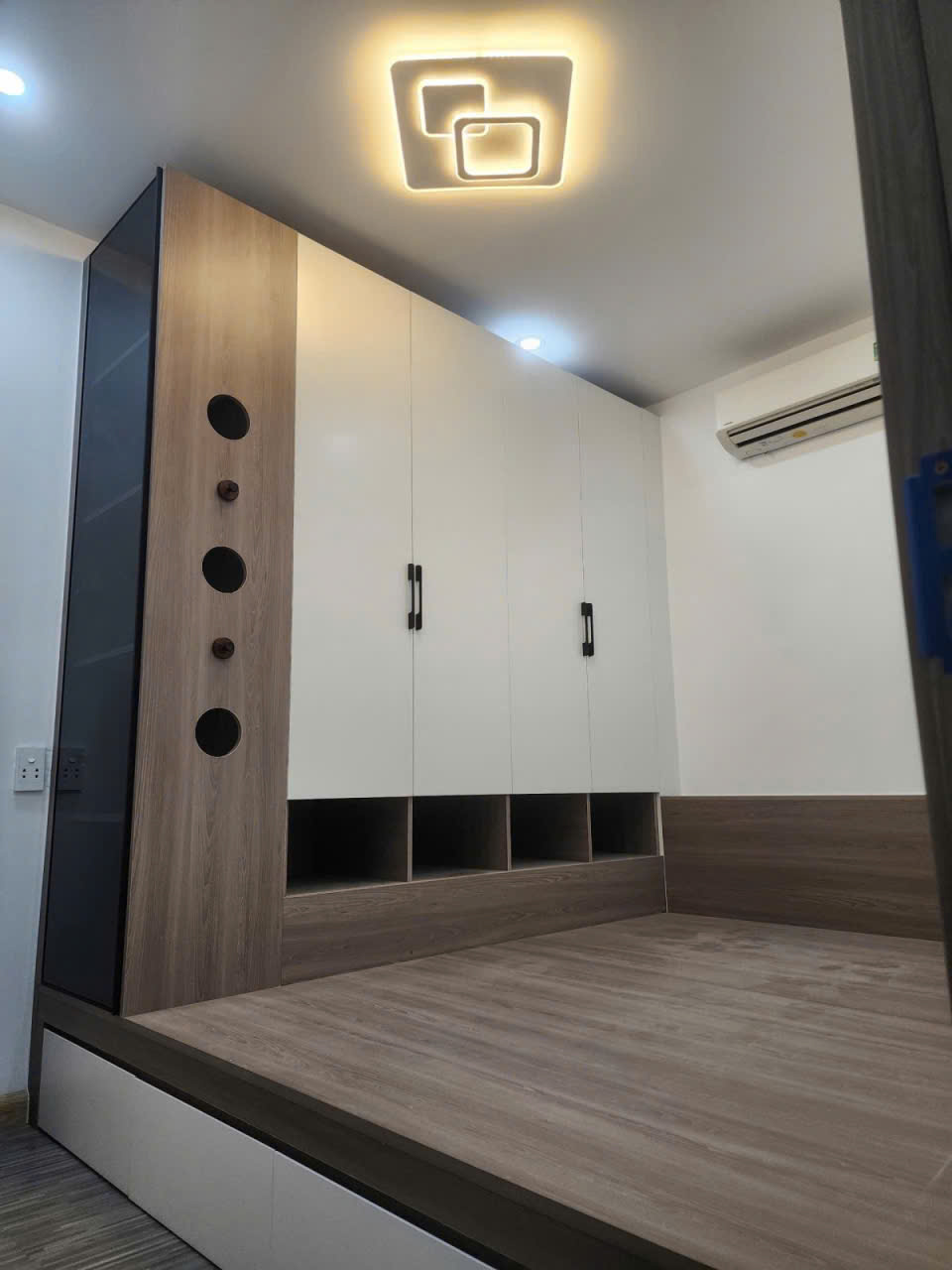 Bán nhà ở ngay hẻm xe hơi đường Hồ Bá Phấn, phường Phước Long A, Quận 9, 61m2, nhỉnh 3 tỷ