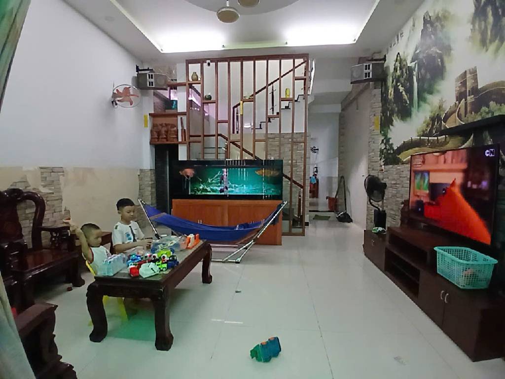 Bán nhà 4 tầng đường Trần Thị Điệu, phường Phước Long B, Quận 9, TPHCM, 97m2, nhỉnh 7 tỷ