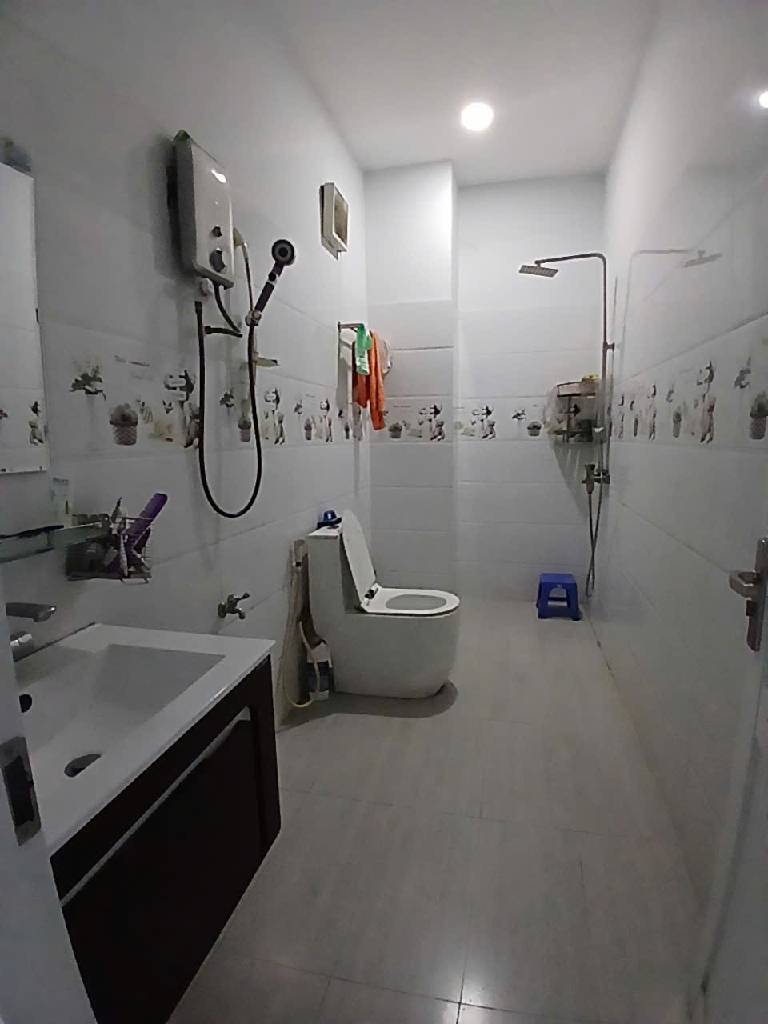 Bán nhà 4 tầng đường Trần Thị Điệu, phường Phước Long B, Quận 9, TPHCM, 97m2, nhỉnh 7 tỷ
