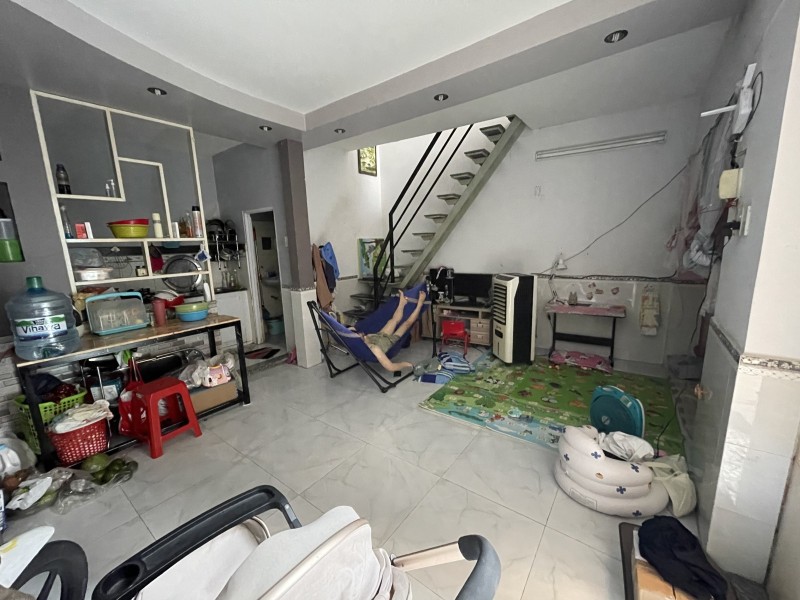 57m2 nhỉnh 3 tỷ, nhà 2 tầng ở ngay, hẻm xe hơi, đường Nam Hòa, Phước Long A, Q9