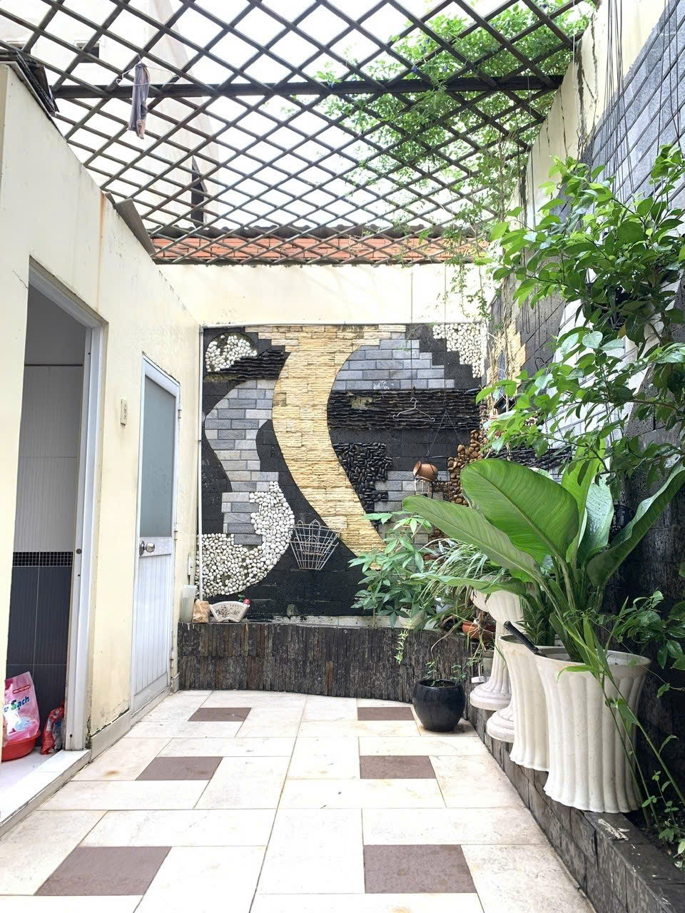 Bán nhà 3 tầng sát Đại Lộ III, phường Phước Bình, Quận 9, 93 m2, nhỉnh 10 tỷ