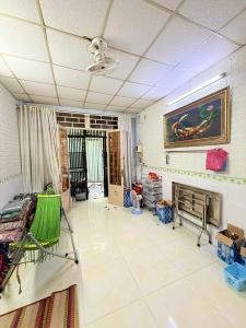 Bán nhà 3 tầng, đường Lê Văn Việt, phường Hiệp Phú, Quận 9, TPHCM, diện tích 40m2, nhỉnh 3 tỷ