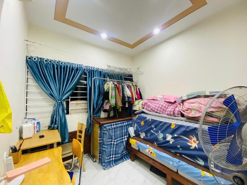 Bán Căn hộ CCMN DT 50m, 2PN, Đình Thôn, Mỹ Đình, ô tô đỗ cựa, 2,5 Tỷ.