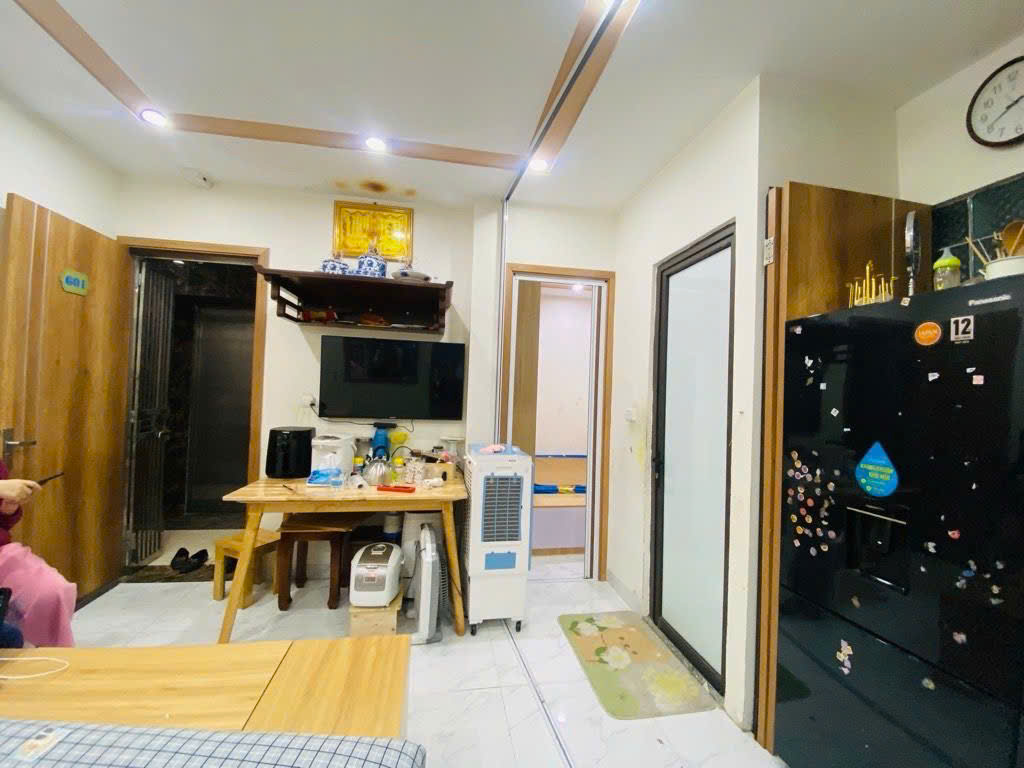 Bán Căn hộ CCMN DT 50m, 2PN, Đình Thôn, Mỹ Đình, ô tô đỗ cựa, 2,5 Tỷ.