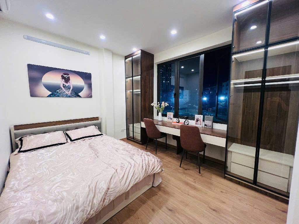 BÁN NHÀ - ĐÌNH THÔN - MỸ ĐÌNH - PHÂN LÔ 42M X 4 TẦNG - KD - Ô TÔ VÀO NHÀ.